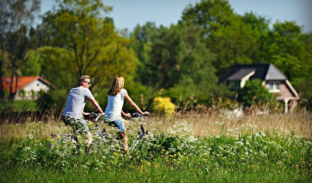 Cycling, tourism